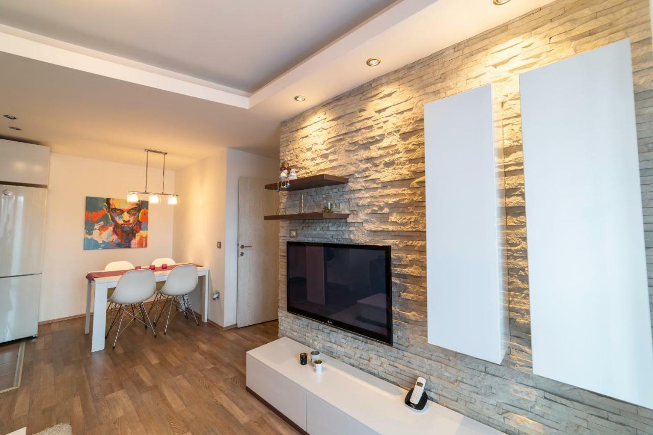 Vf Kragujevac Apartments Exterior foto